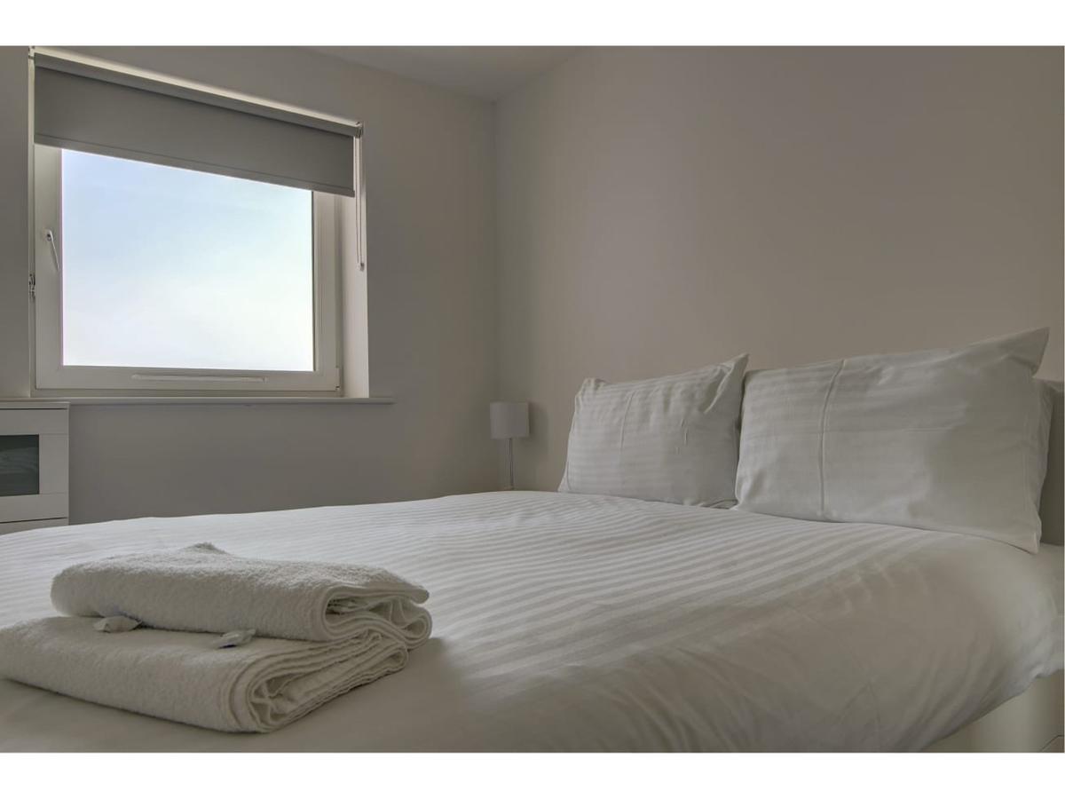 Large, Spacious And Modern Apt For 4 In 曼彻斯特 外观 照片